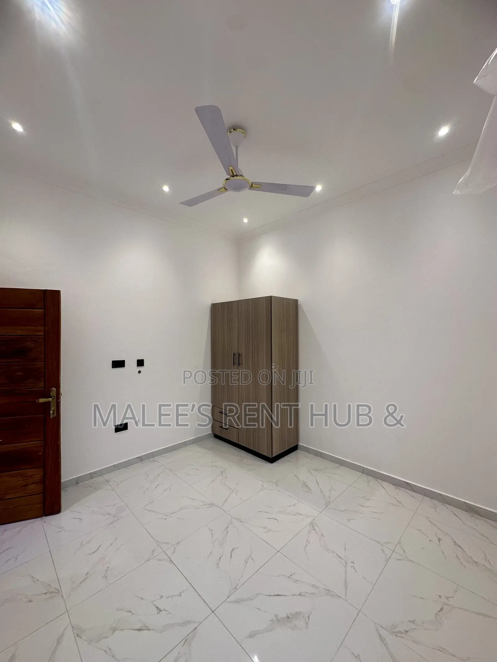3bdrm House in , Spintex for sale