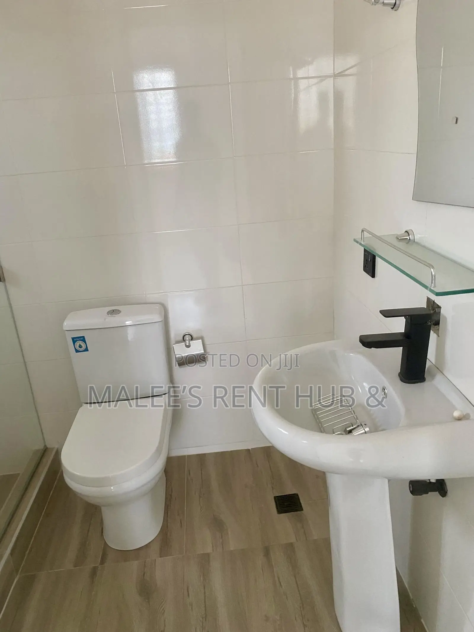 3bdrm House in Maleesrenthub, Spintex for rent
