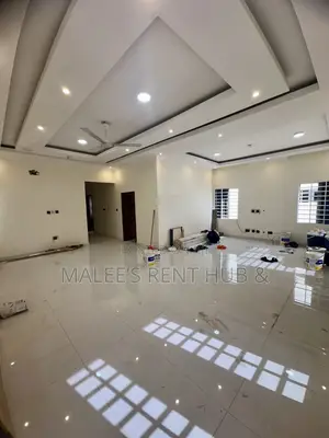 3bdrm House in Maleesrenthub, Spintex for sale
