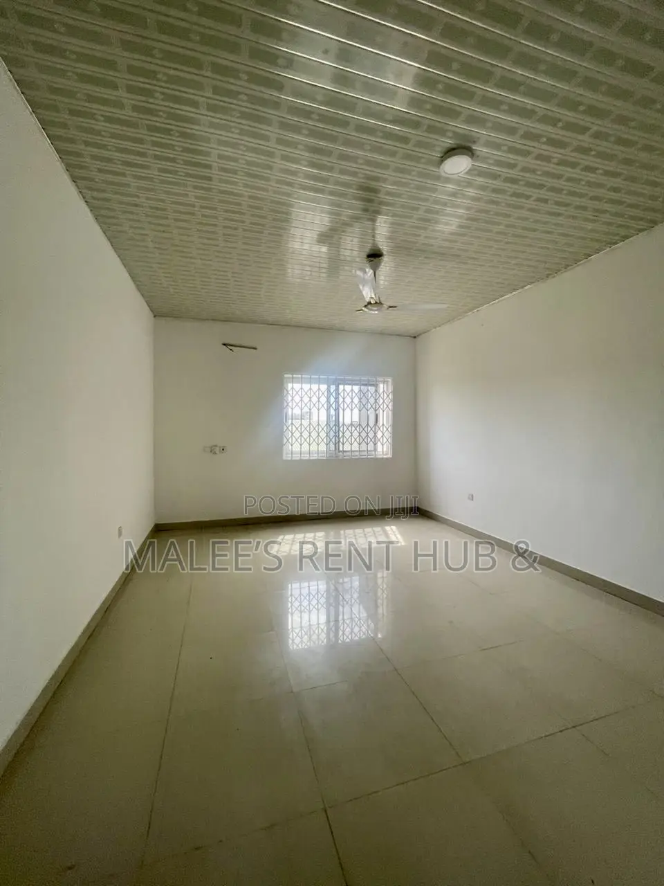 3bdrm House in Maleesrenthub, Spintex for rent