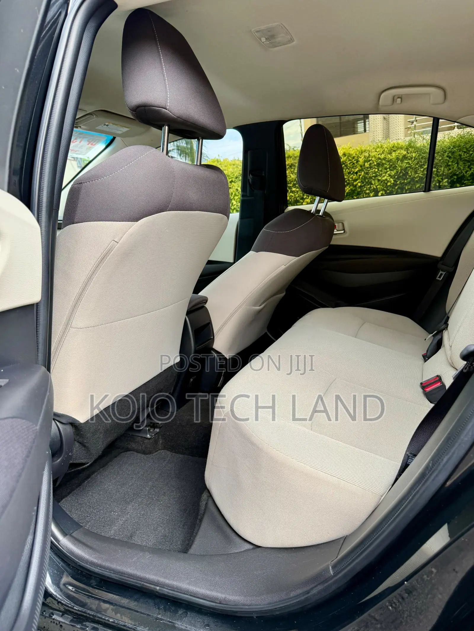 Toyota Corolla LE 2020 Black