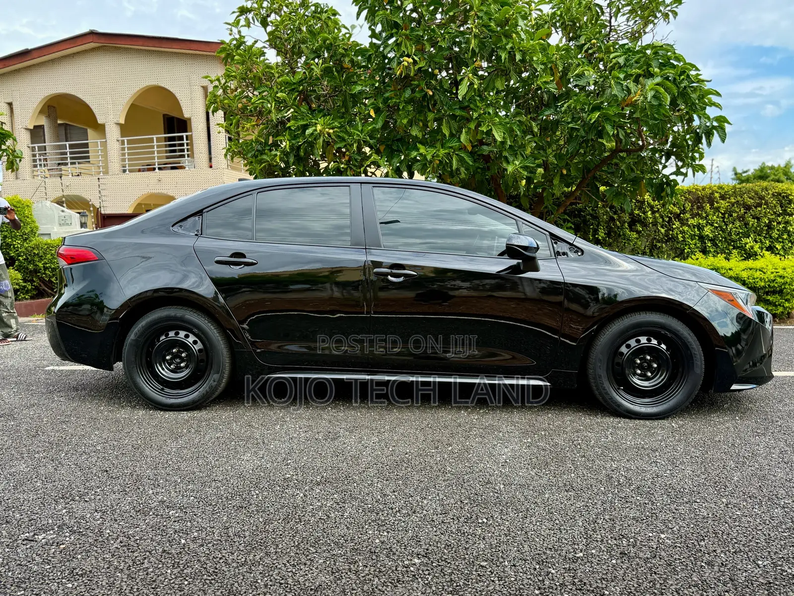 Toyota Corolla LE 2020 Black