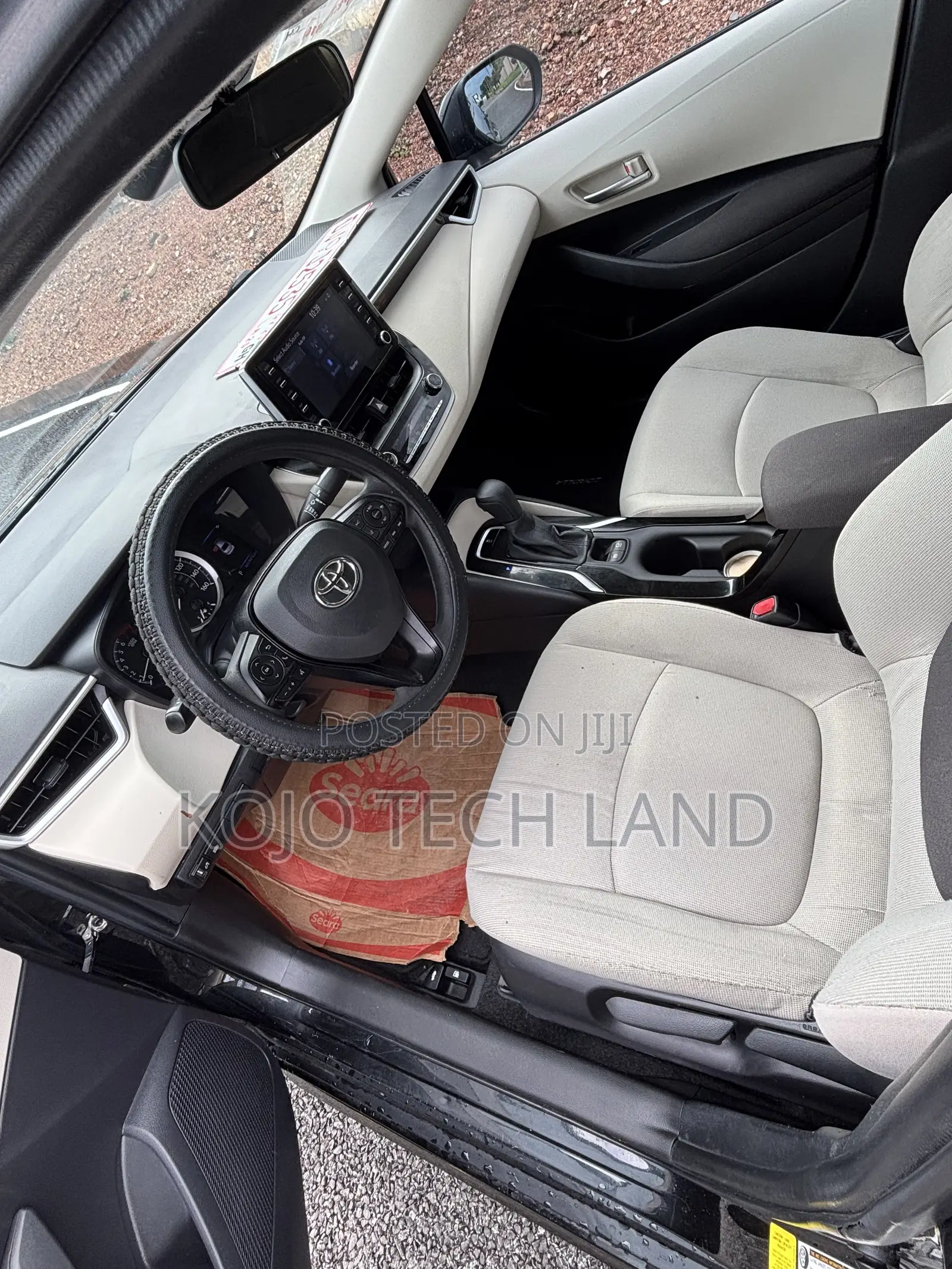 Toyota Corolla LE 2020 Black