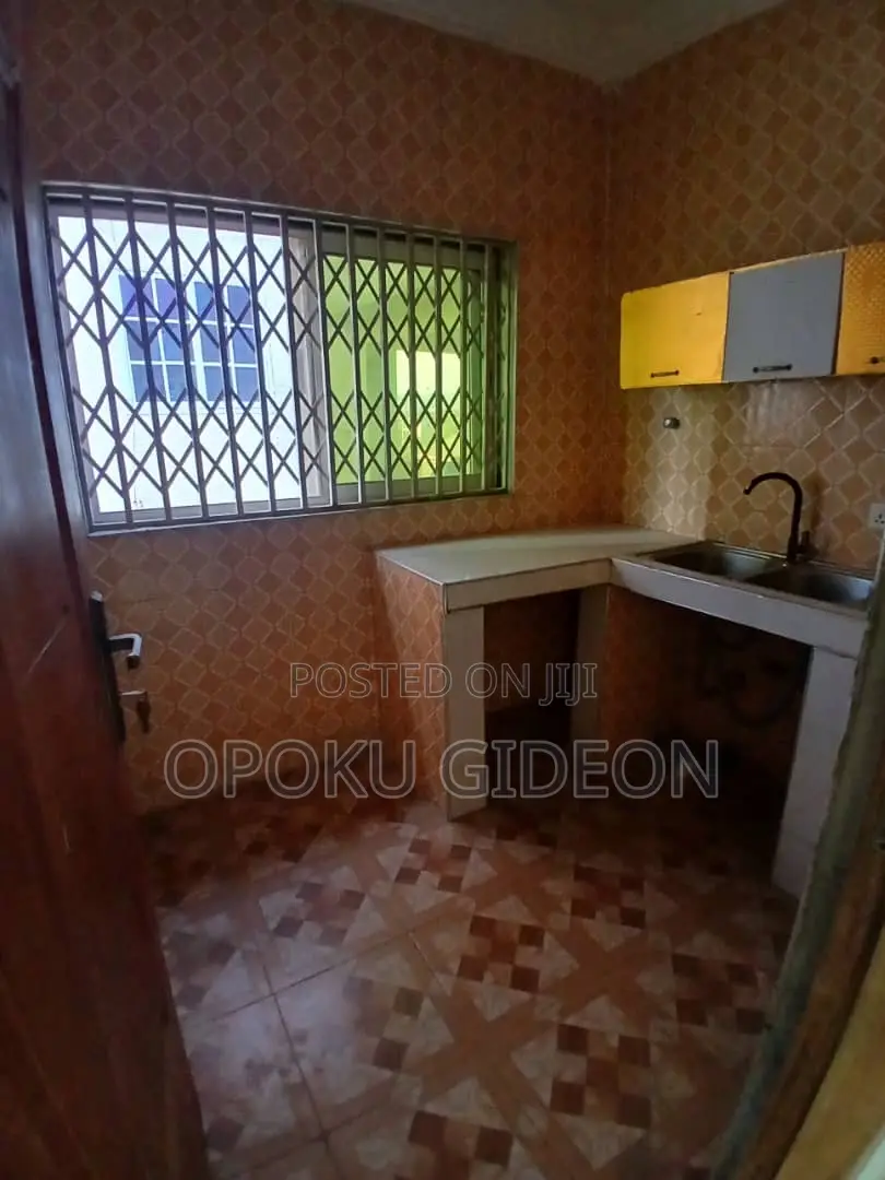 2bdrm Apartment in Pobiman, Amasaman for rent