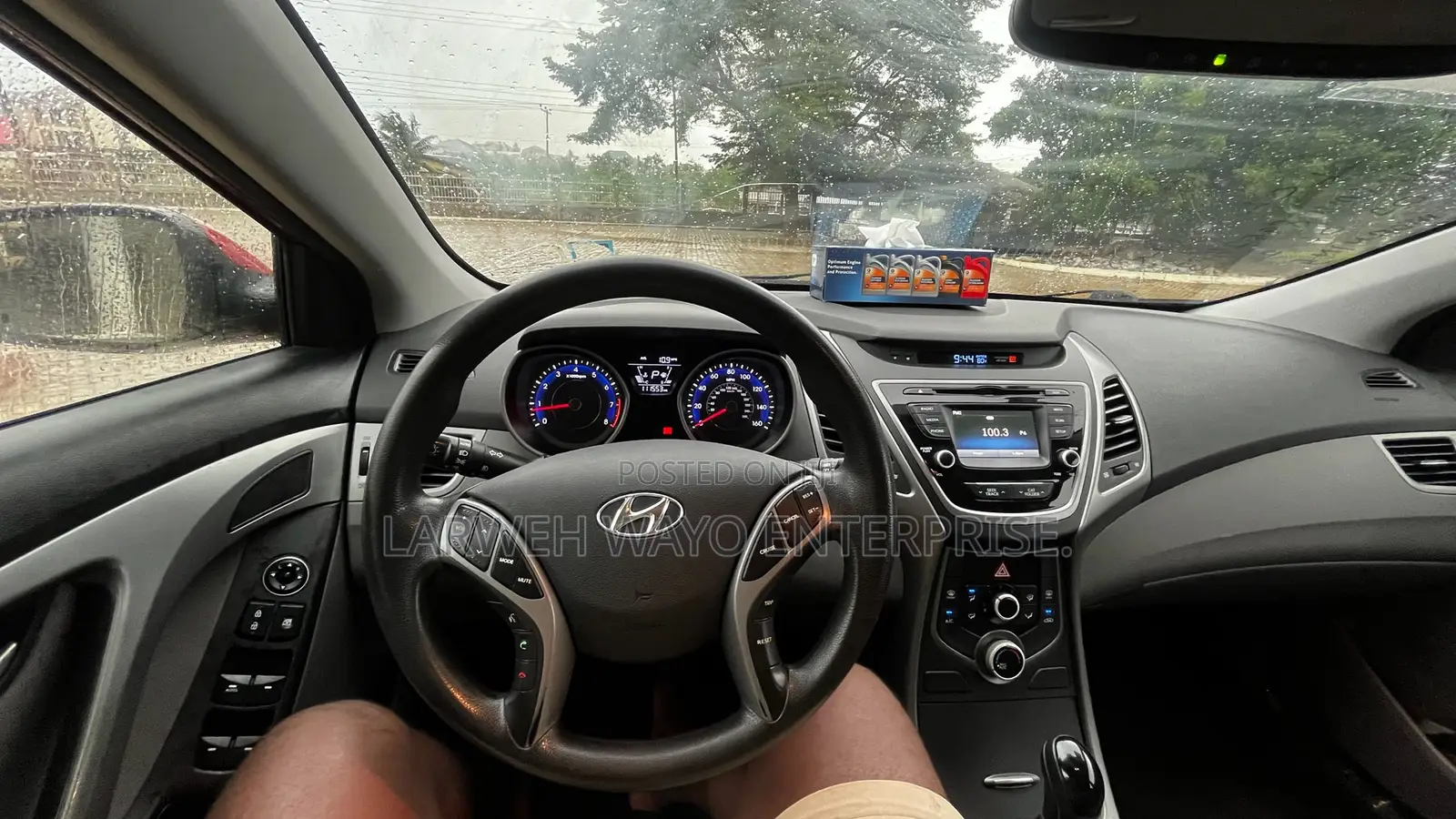 Hyundai Elantra 2016 Red