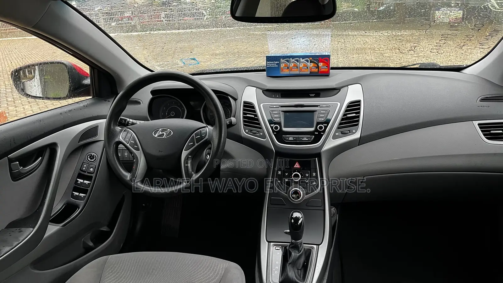 Hyundai Elantra 2016 Red