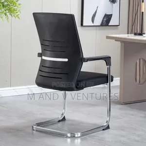 Visitors Chair Fort