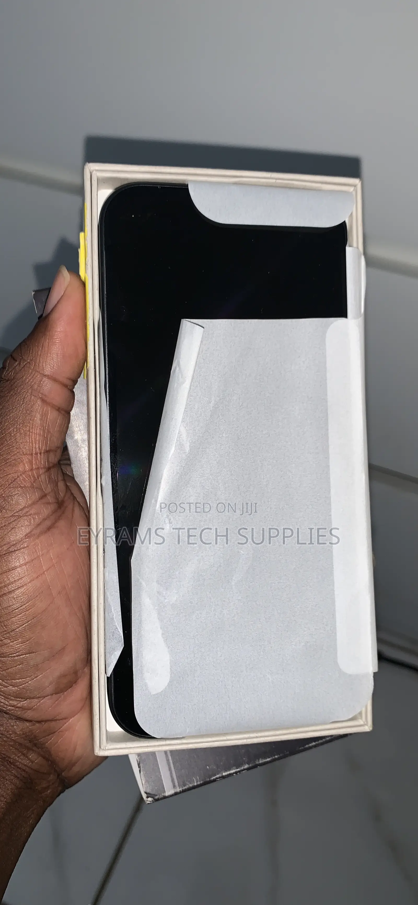 New Mobile Phone 128 GB Black