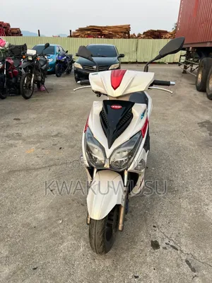 Piaggio Scooter 2020 White