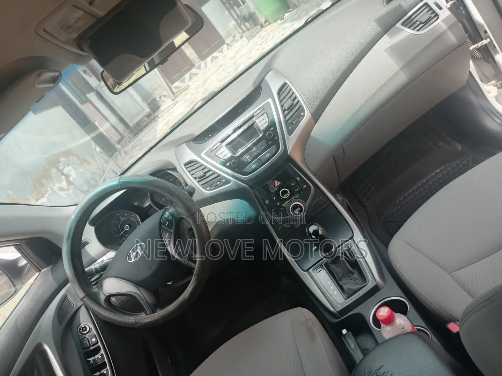 Hyundai Elantra 2015 White
