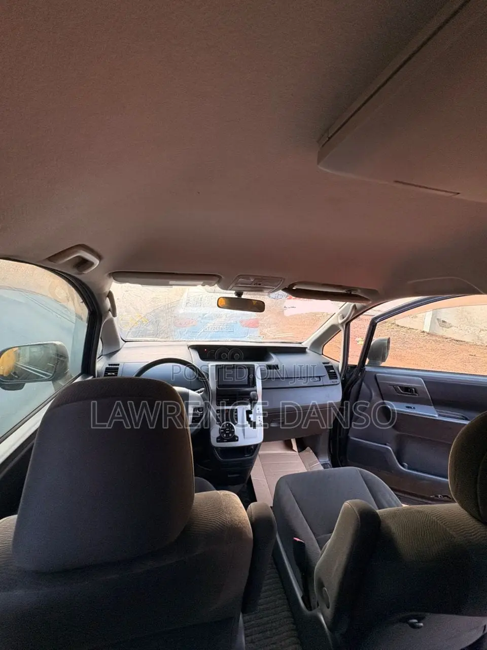 Toyota Voxy 2011 Black
