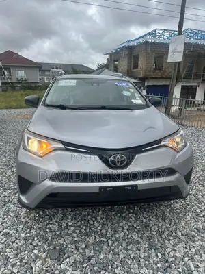 Toyota RAV4 2018 Silver