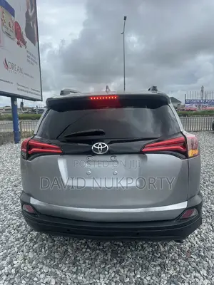 Toyota RAV4 2018 Silver