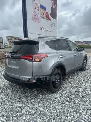 Toyota RAV4 2018 Silver