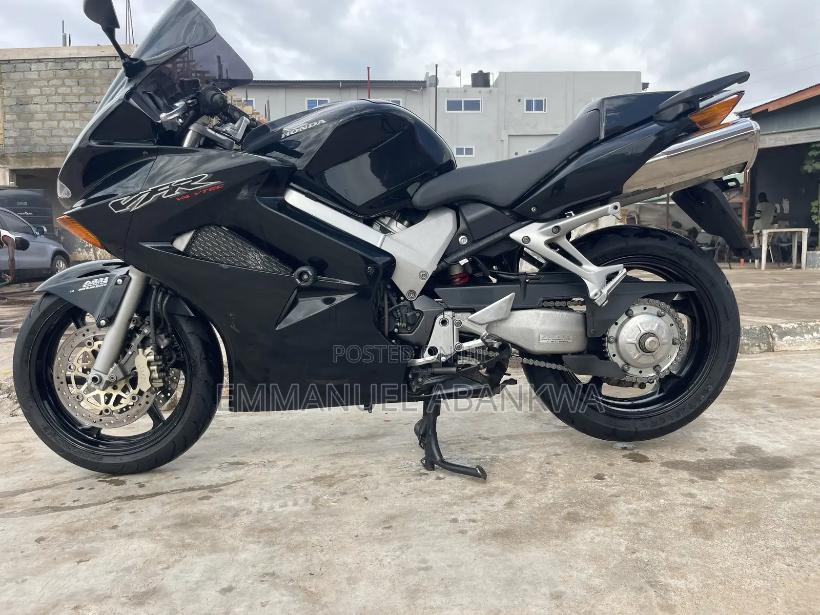 Honda VF 2017 Black