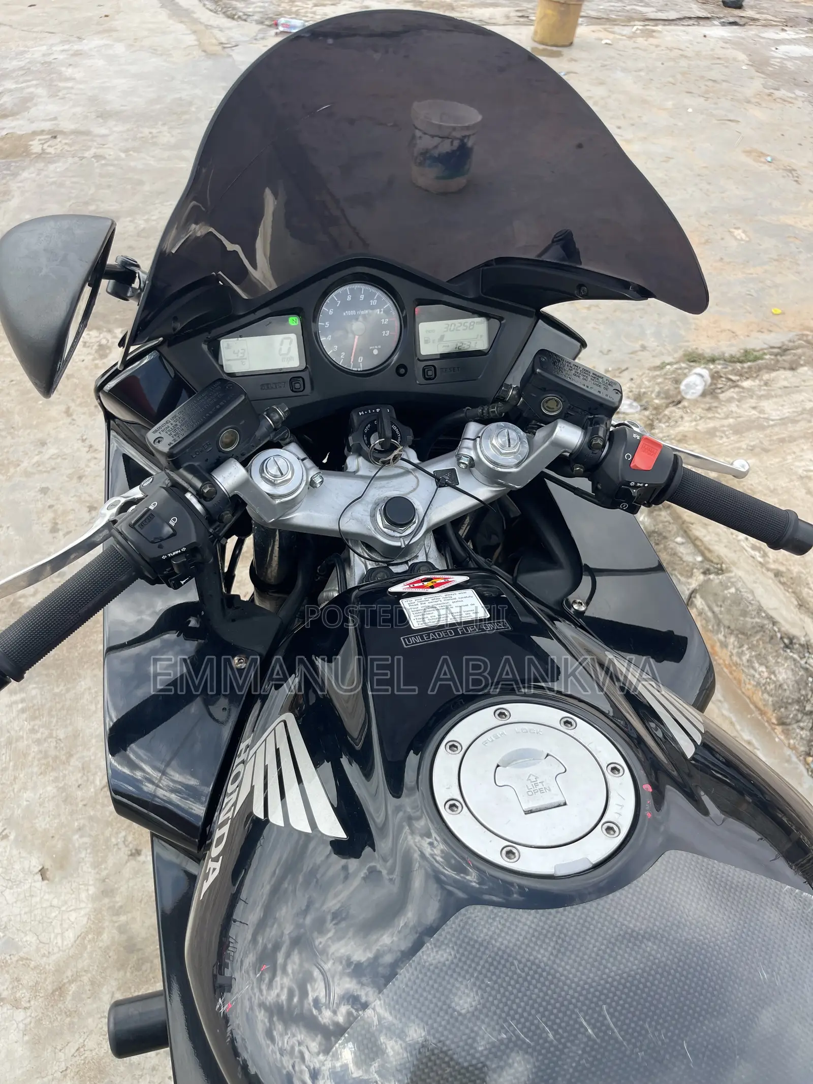 Honda VF 2017 Black