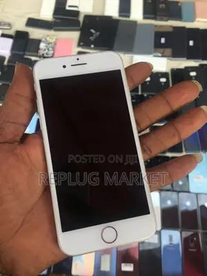 Apple iPhone 8 128 GB White