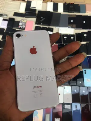 Apple iPhone 8 128 GB White