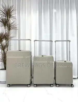 Premium Quality 3set Jony Wide Handle Unbreakable Traveling Bag.