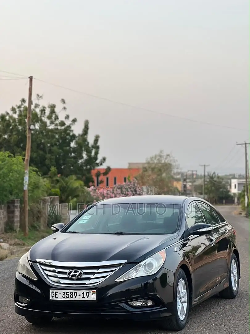 Hyundai Sonata SE 4dr Sedan (2.4L 4cyl 6A) 2014 Black