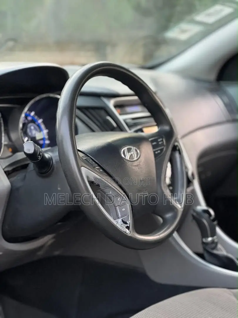 Hyundai Sonata SE 4dr Sedan (2.4L 4cyl 6A) 2014 Black