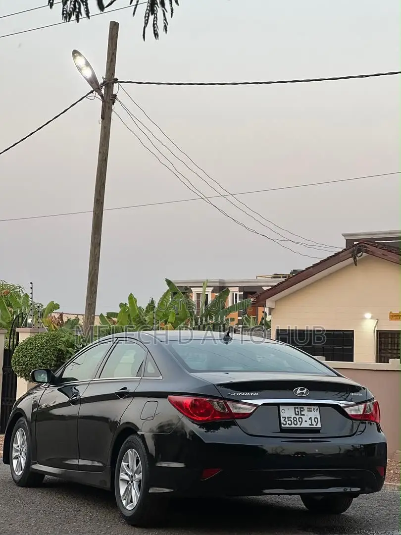 Hyundai Sonata SE 4dr Sedan (2.4L 4cyl 6A) 2014 Black