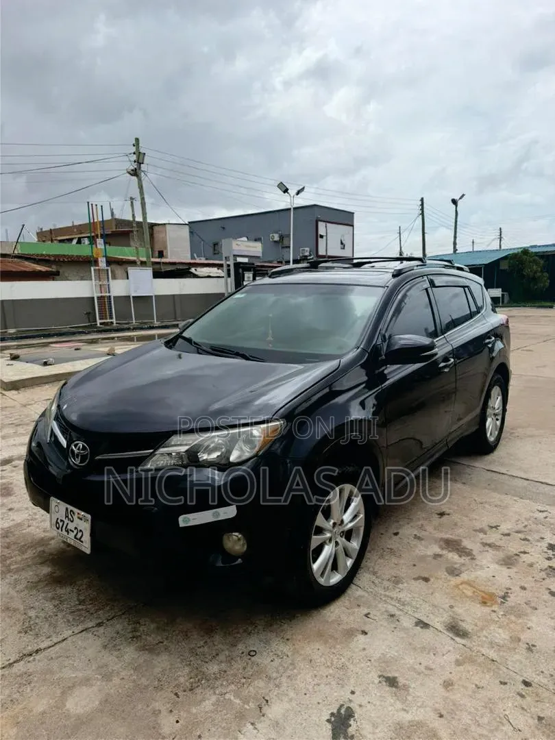 Toyota RAV4 XLE 4dr SUV AWD (2.5L 4cyl 6A) 2015 Black
