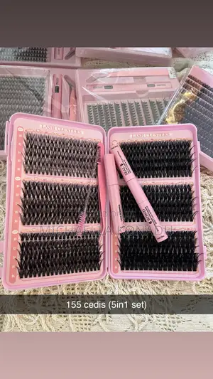 Cluster Lashes