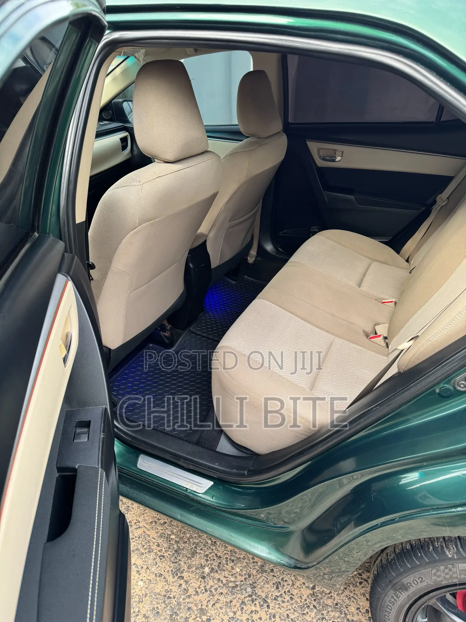 Toyota Corolla LE 4dr Sedan (1.8L 4cyl CVT) 2016 Green
