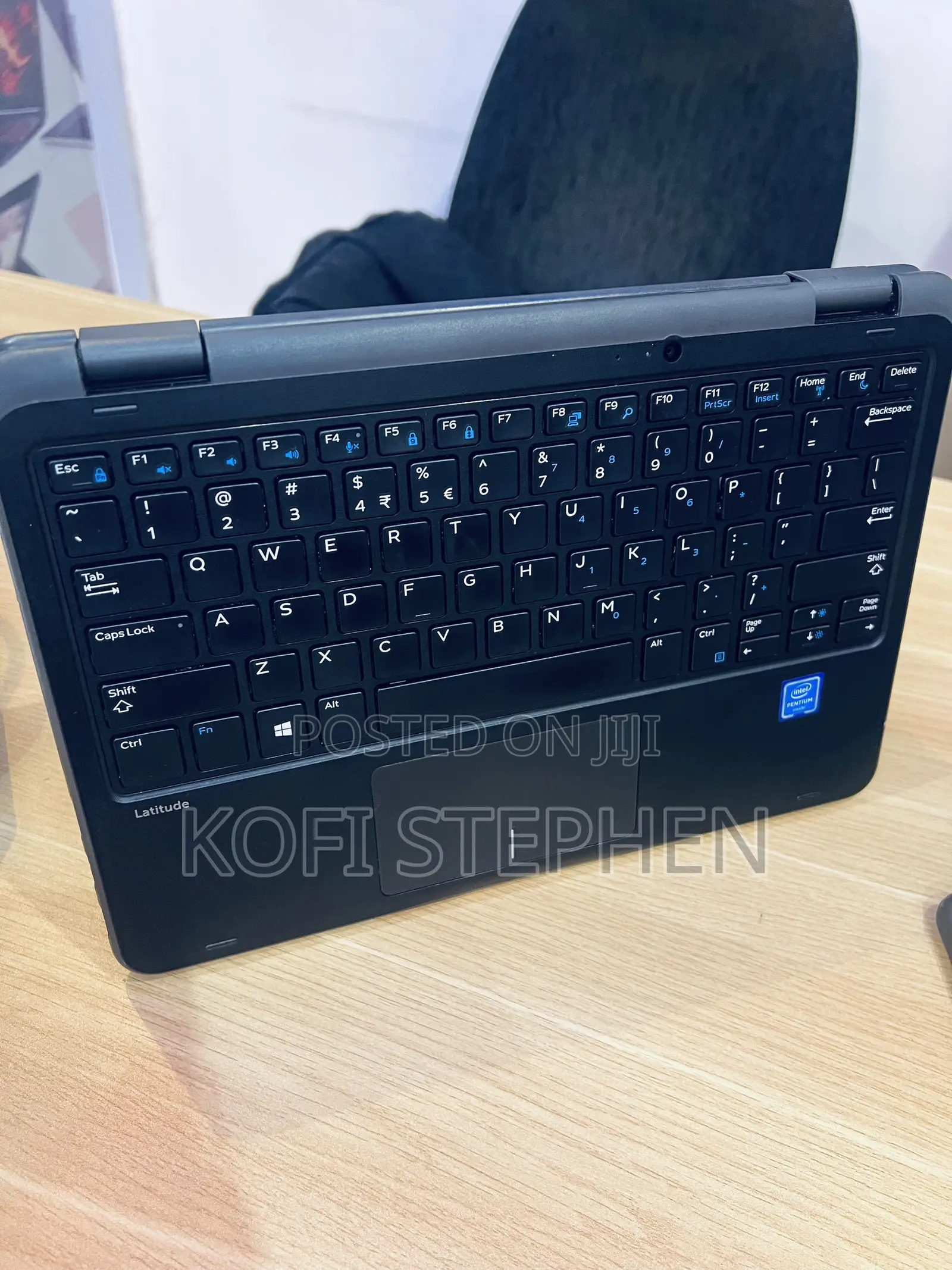 Laptop Dell Latitude 11 3189 4GB Intel SSD 128GB