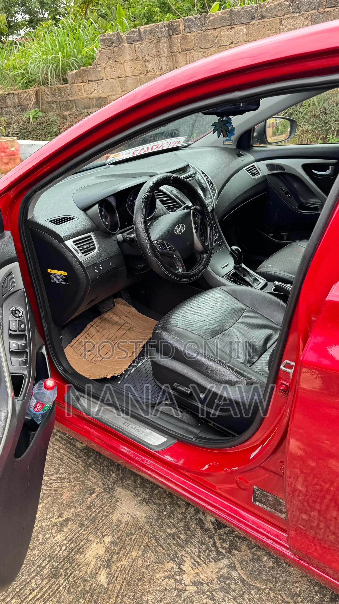 Hyundai Elantra Limited 4dr Sedan (1.8L 4cyl 6A) 2015 Red