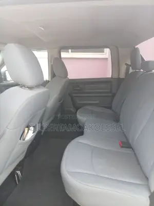 Dodge RAM 2013 Silver