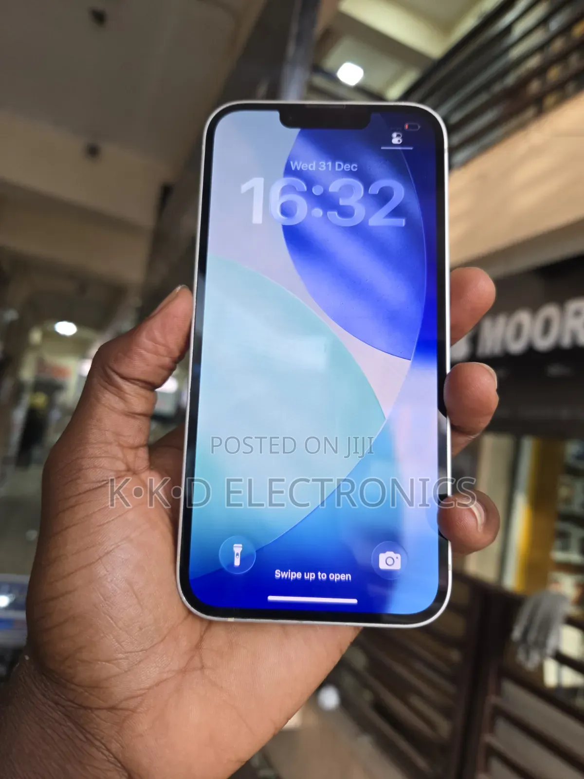 Apple iPhone 13 128 GB White