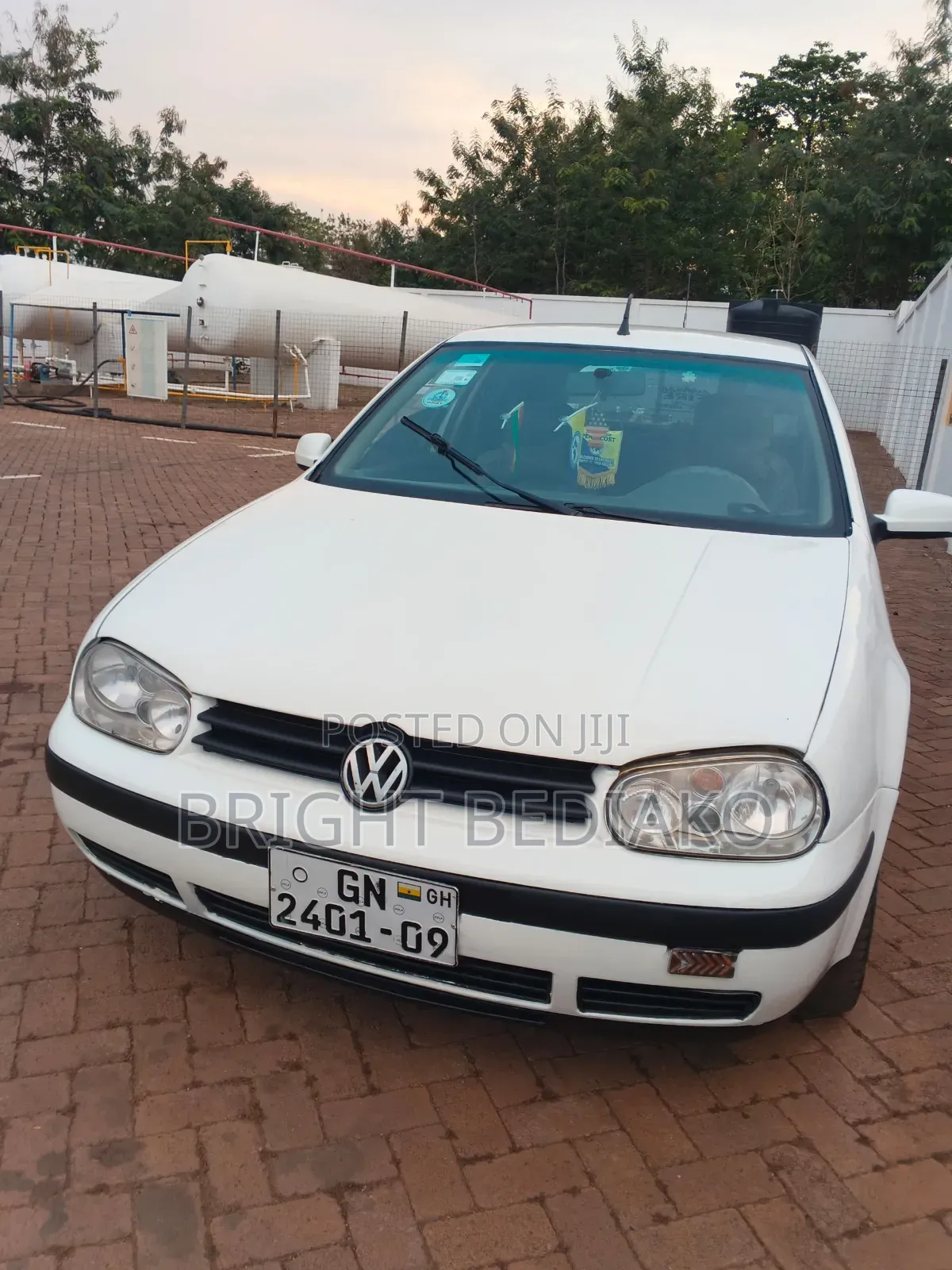 Volkswagen Golf 1999 White