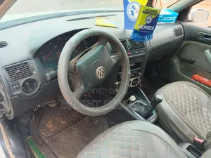 Volkswagen Golf 1999 White