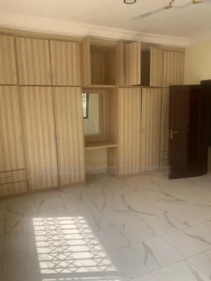 3bdrm House in Lakeside for rent