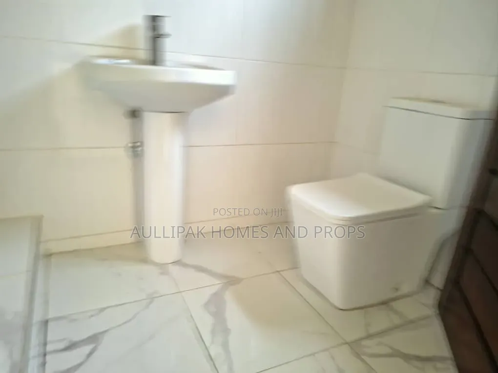 3bdrm House in Lakeside for rent