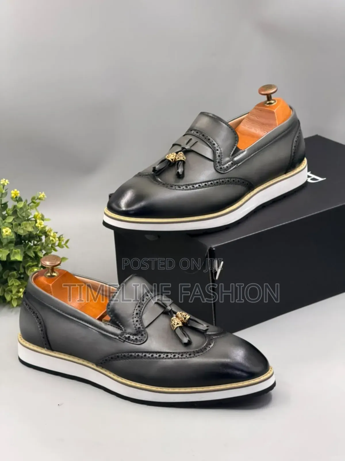 Berluti Ring My Bell Men's Shoes Gray Colour