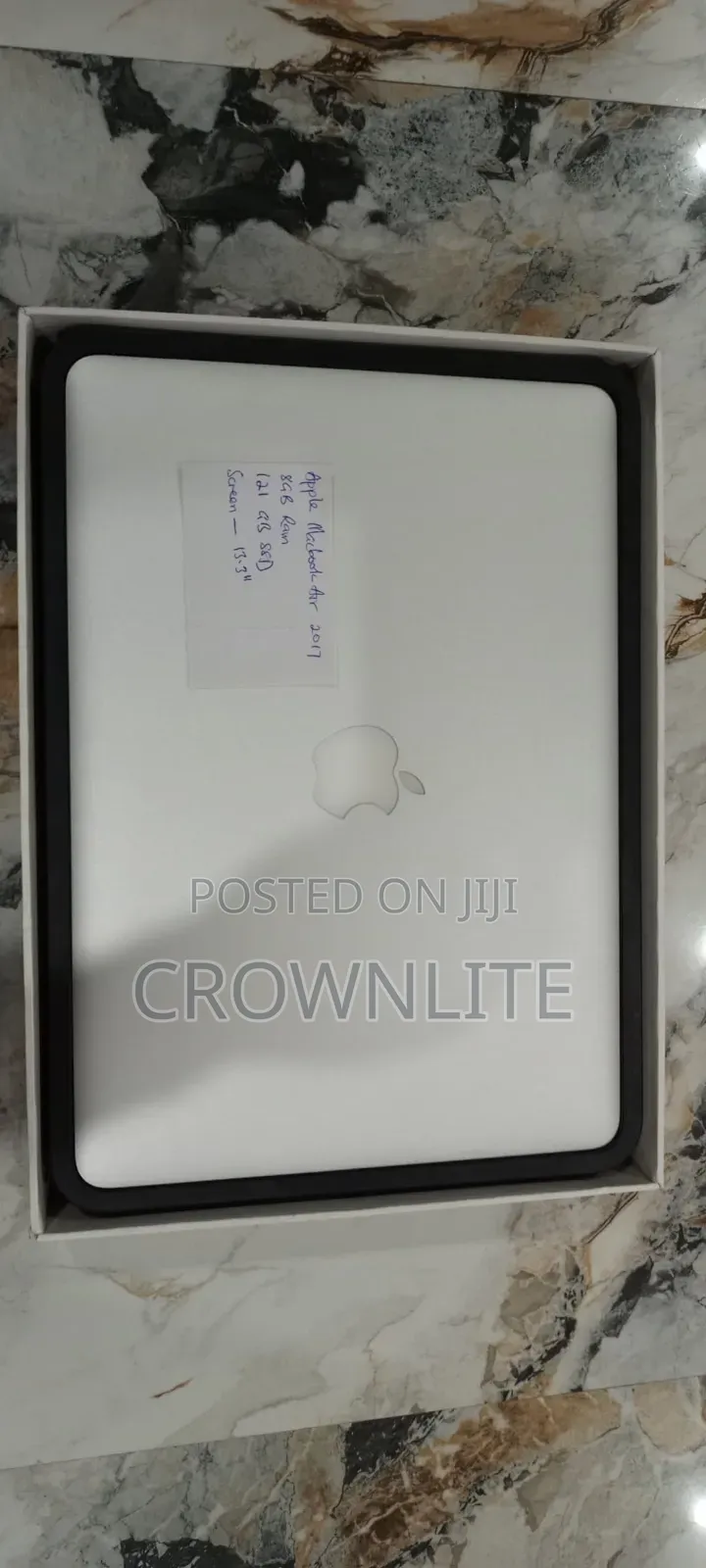 New Laptop Apple MacBook 2015 8GB Intel Core i7 SSD 250GB