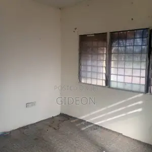 1bdrm Shared Apartment in Delight Estate, Dzorwulu for rent