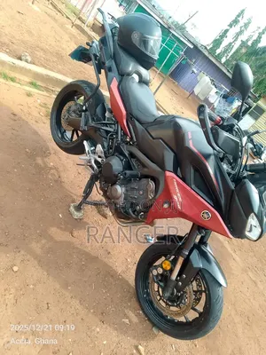 Yamaha 2020 Black