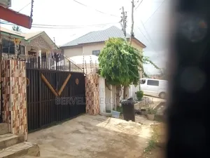 Mini Flat in Nhyira Estate, Last Stop for rent