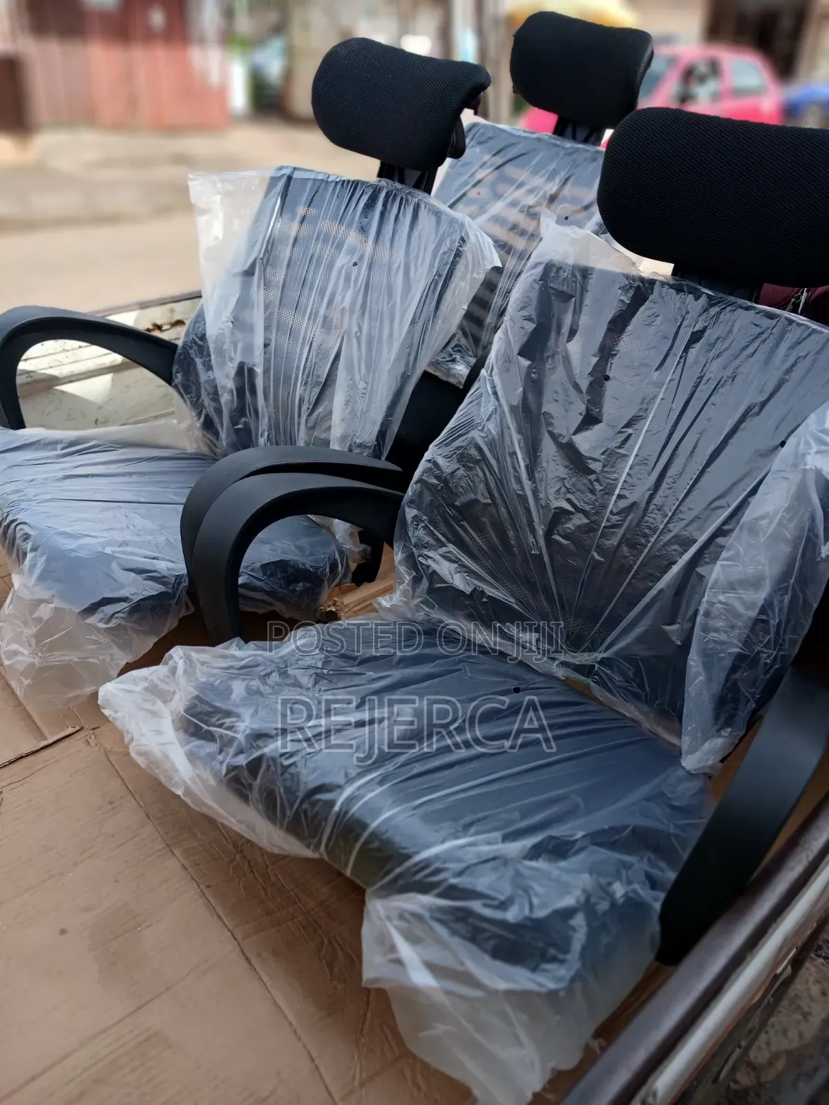 Ooffice Swivel Chair