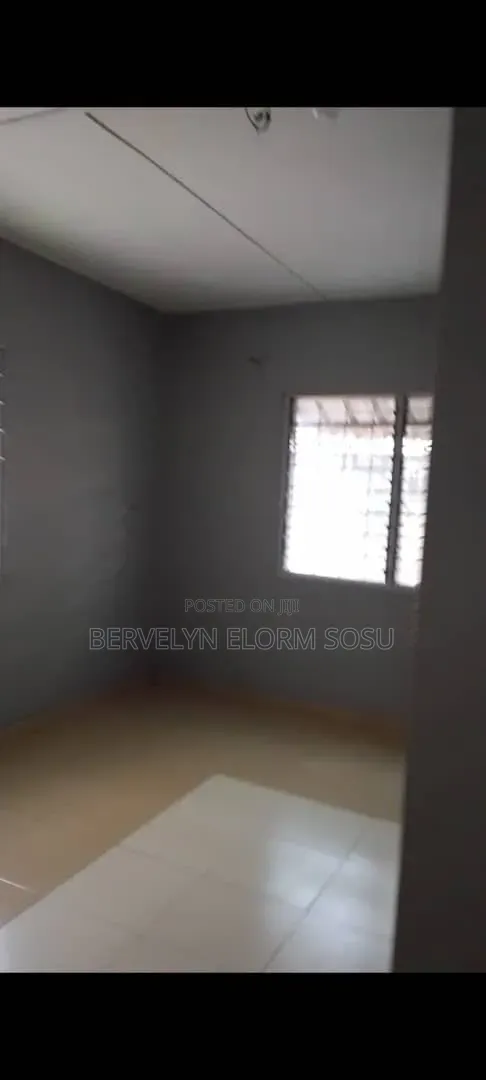 Mini Flat in Nhyira Estate, Last Stop for rent
