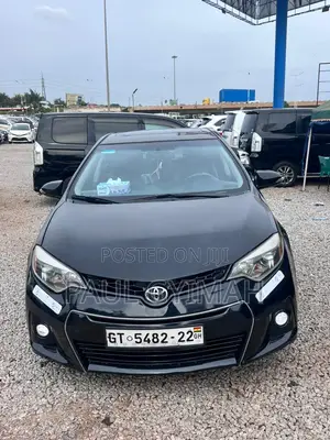 Toyota Corolla S 4dr Sedan (1.8L 4cyl CVT) 2016 Blue