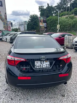 Toyota Corolla S 4dr Sedan (1.8L 4cyl CVT) 2016 Blue
