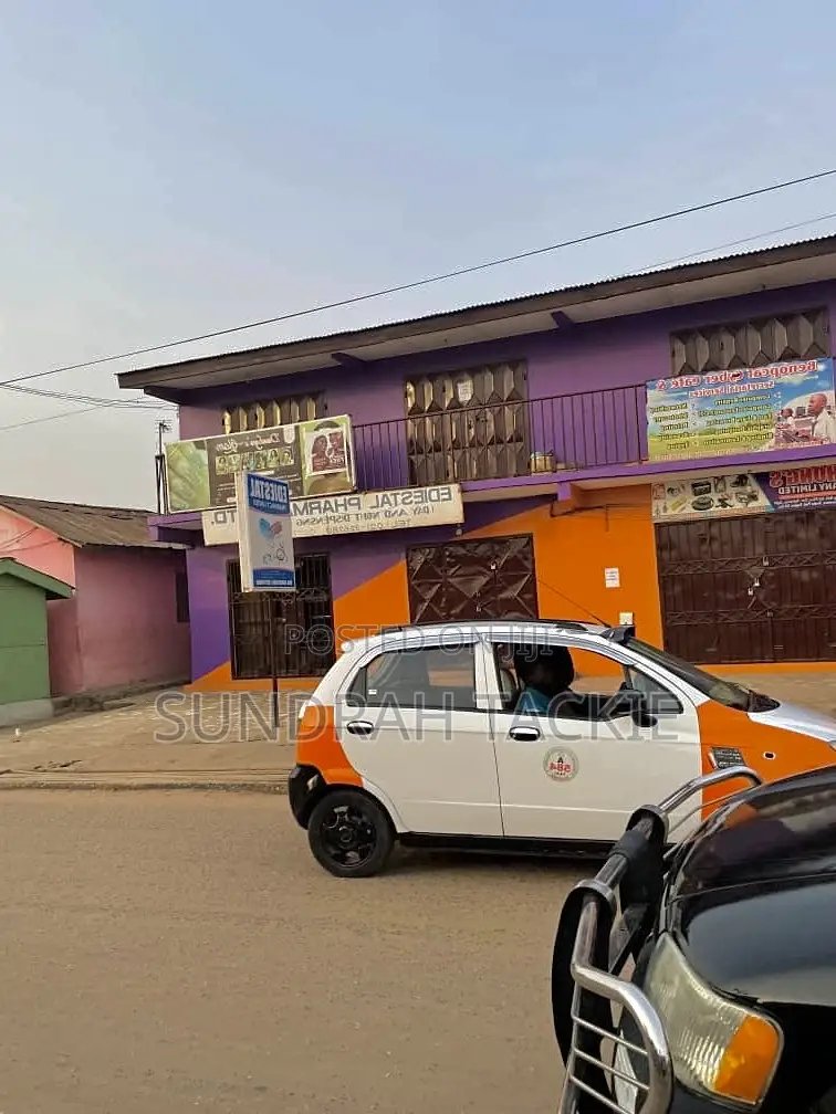 Spacious Shop for Rent