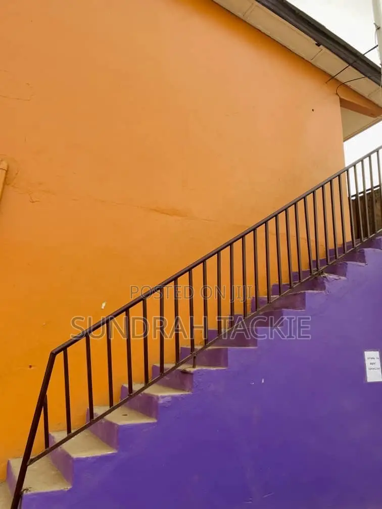 Spacious Shop for Rent