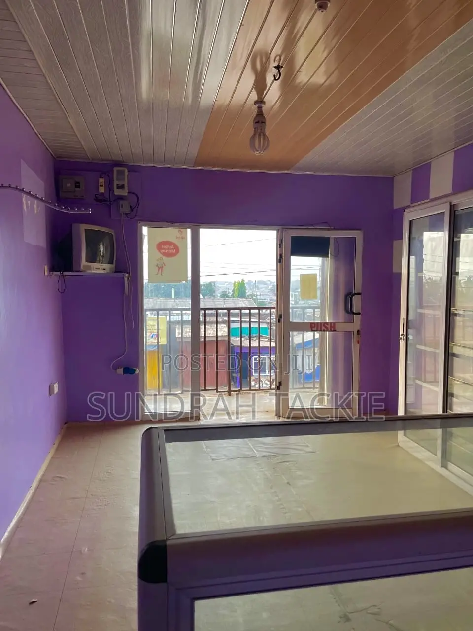 Spacious Shop for Rent