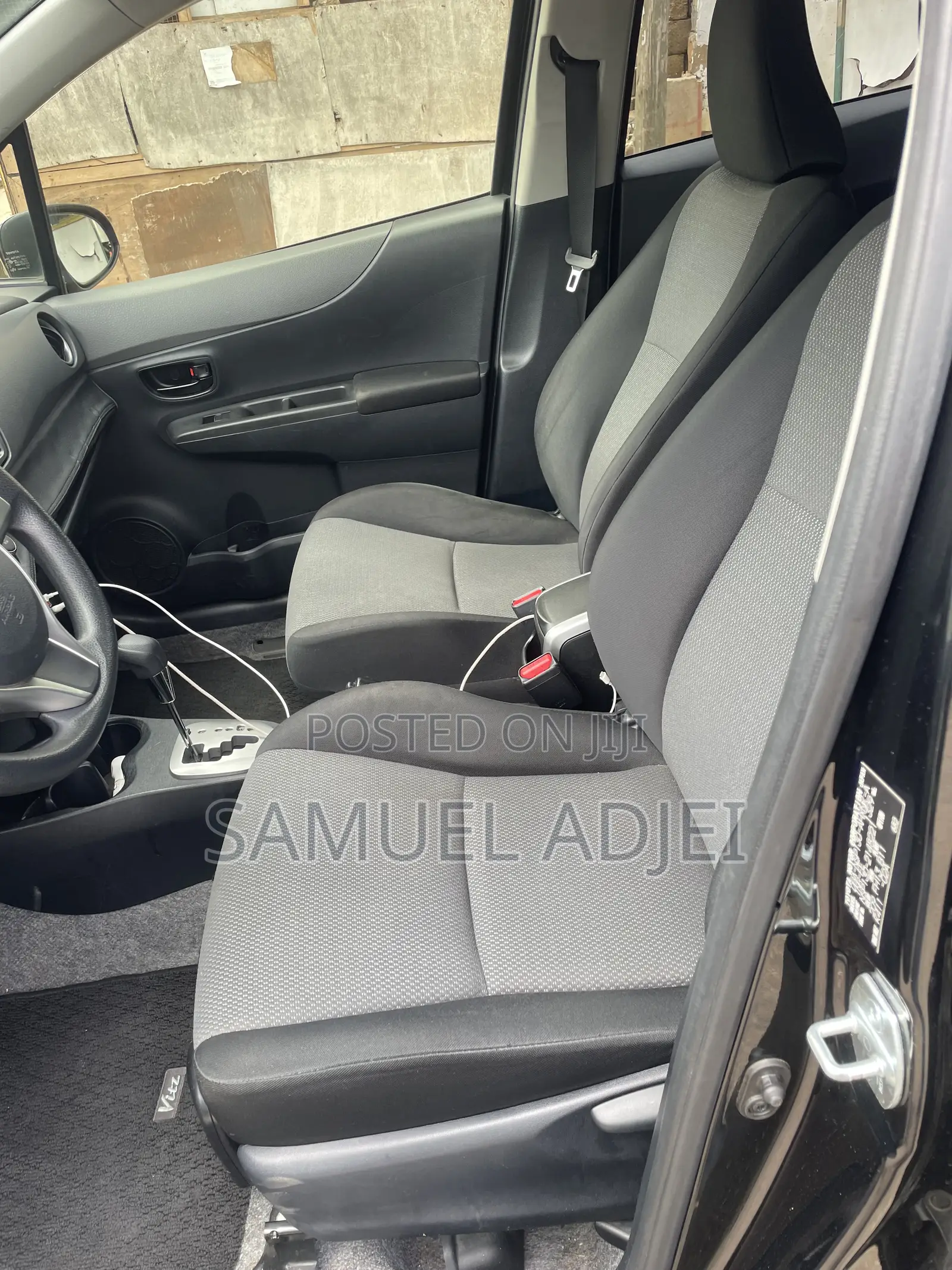 Toyota Vitz 2014 Black